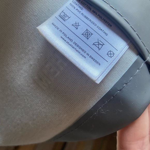 Stockholm grey raincoat - Picture 9 of 11